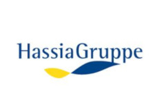 Blau-gelbes Logo mit der Aufschrift Hassia Gruppe