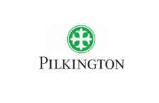 Grün-schwarzes Logo mit der Aufschrift Pilkington